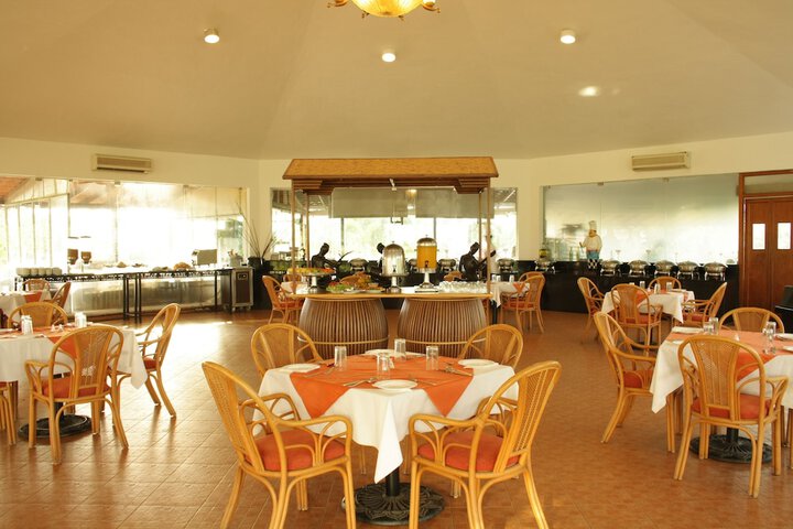 Breakfast/Coffee Service 67 of 143