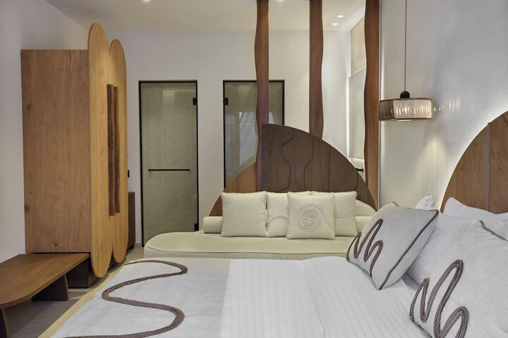 Room 14 of 129
