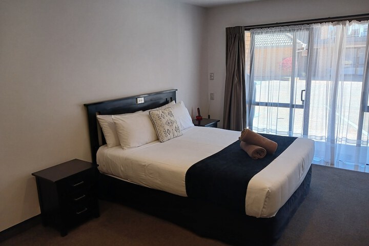 Room 34 of 120