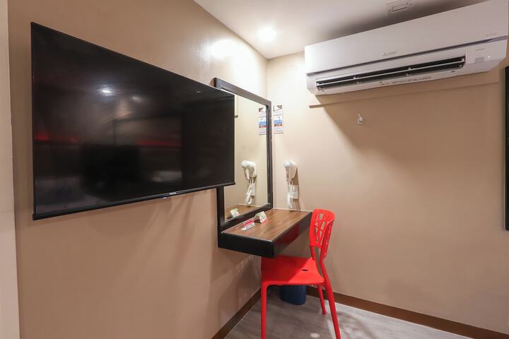 Room 11 of 31