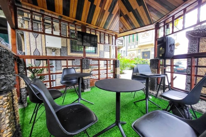 Terrace/Patio 75 of 79