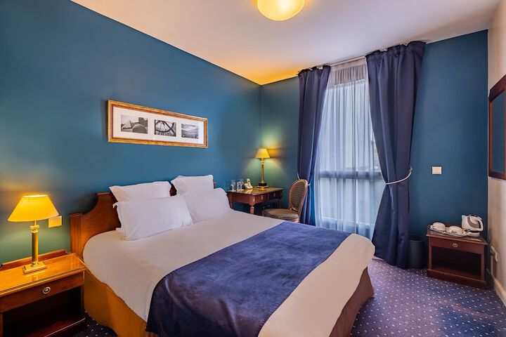 Room 20 of 38