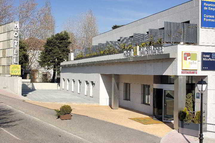 HOTEL MIRAFLORES