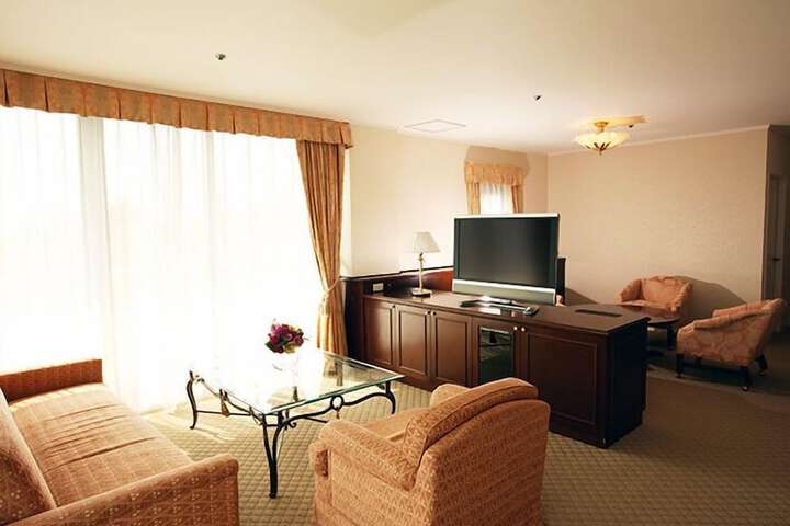 Room 30 of 81
