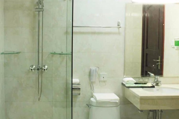 Room 20 of 27