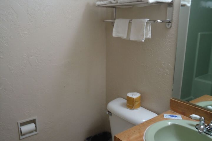 Room 21 of 36