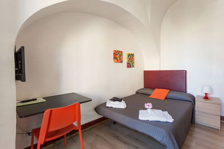 Room 25 of 66