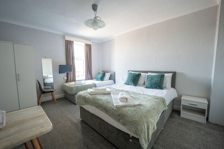 Room 14 of 31