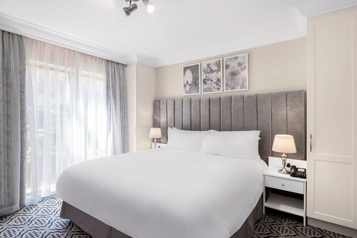 Room 21 of 127