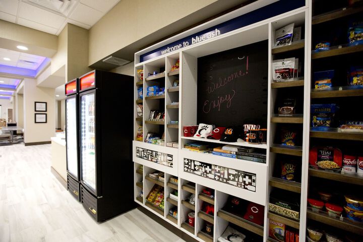 Snack bar
