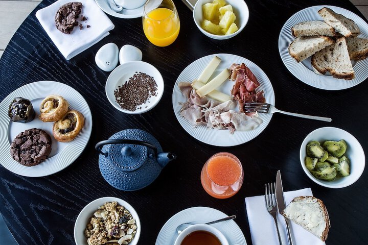 Breakfast/Coffee Service 34 of 44