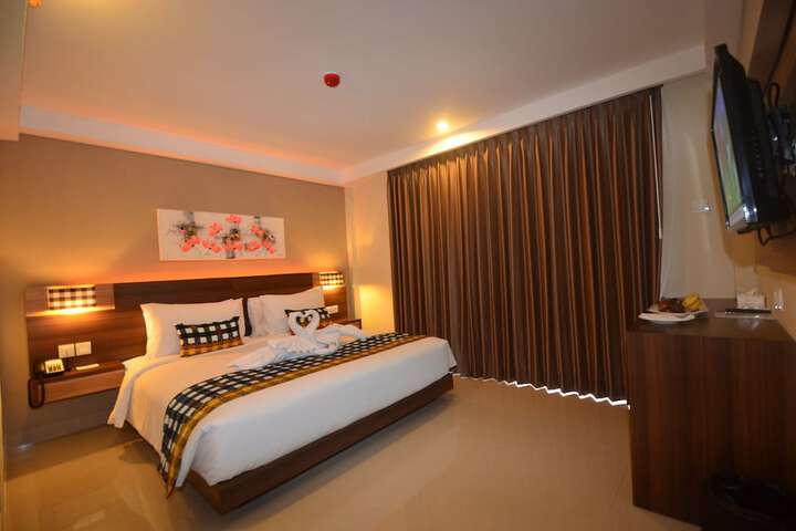 Room 9 of 56