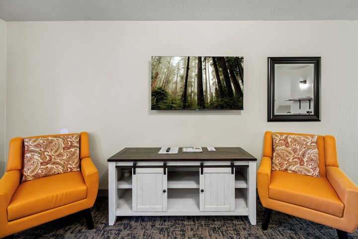Room 65 of 152