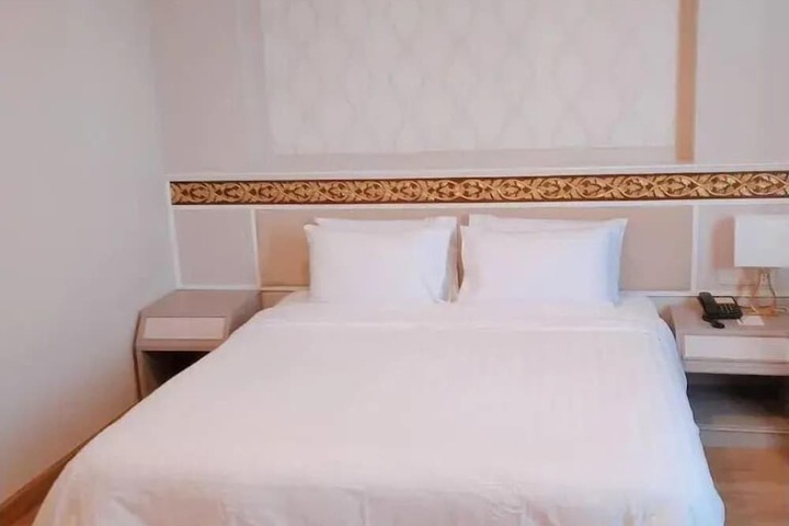 Room 21 of 65
