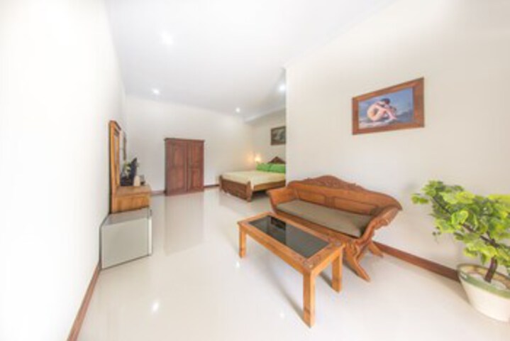 Room 5 of 29