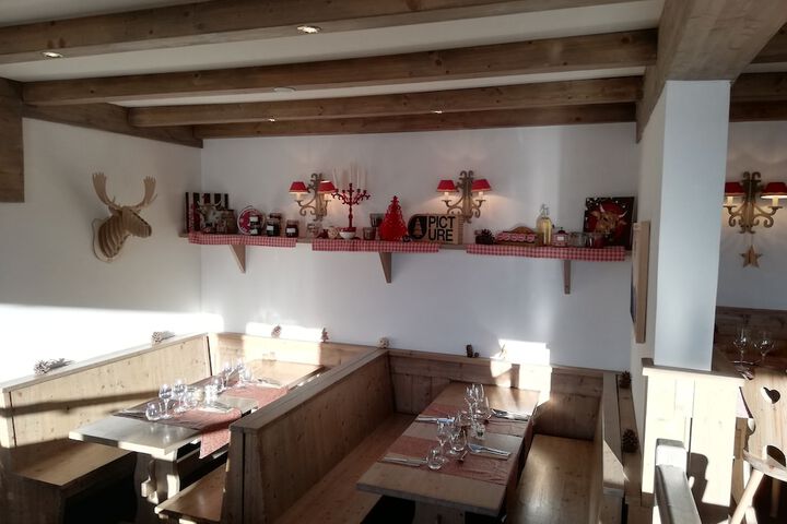 Dining Photos