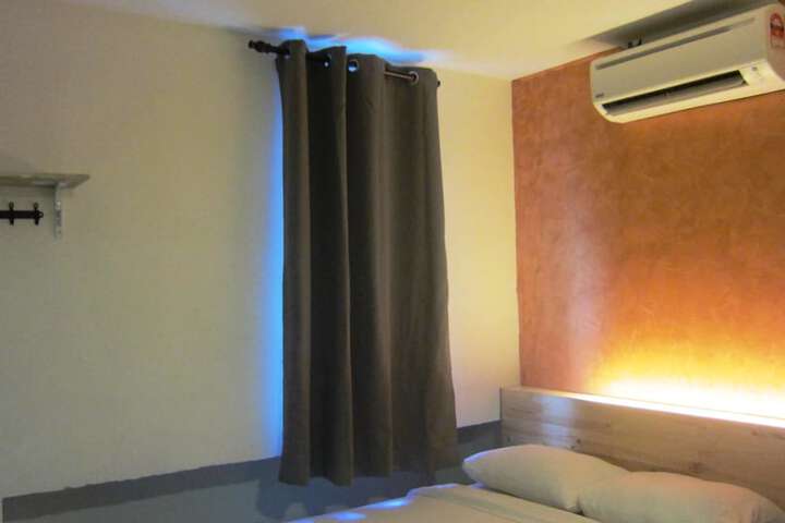 Room 14 of 31
