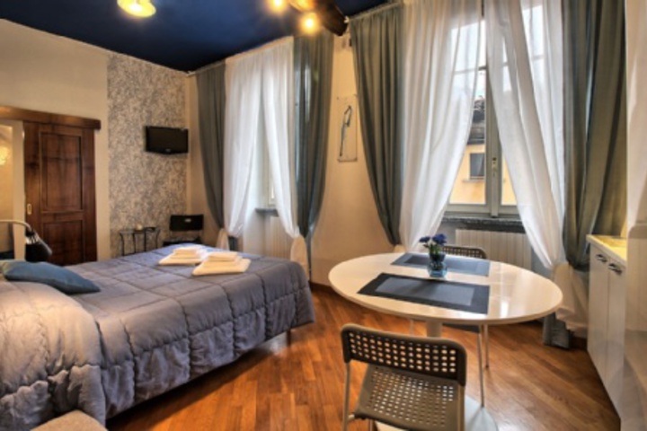 Room 72 of 528