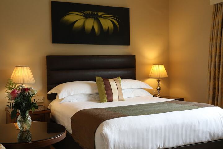 Room 16 of 60