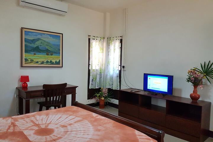 Room 9 of 39