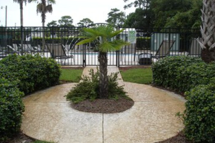 Property Grounds 18 of 19