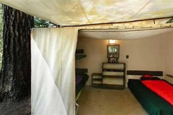 Housekeeping Camp