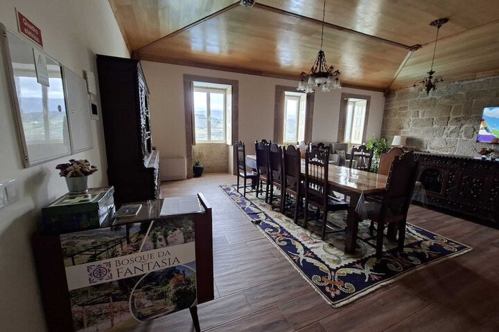 Room 14 of 65