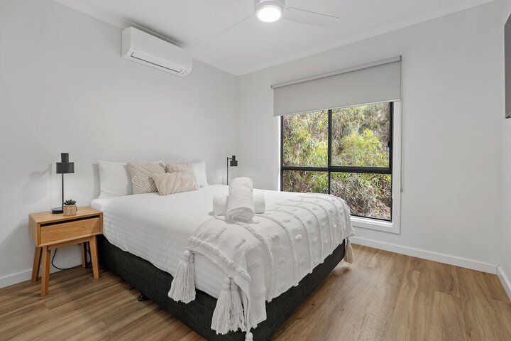 Room 15 of 96