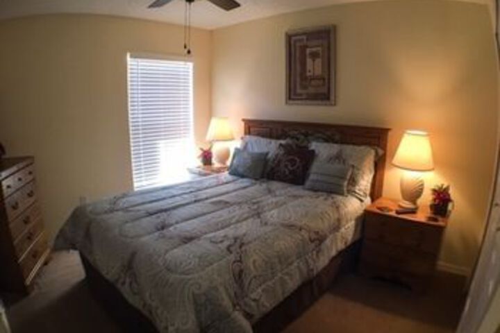 Room 7 of 19
