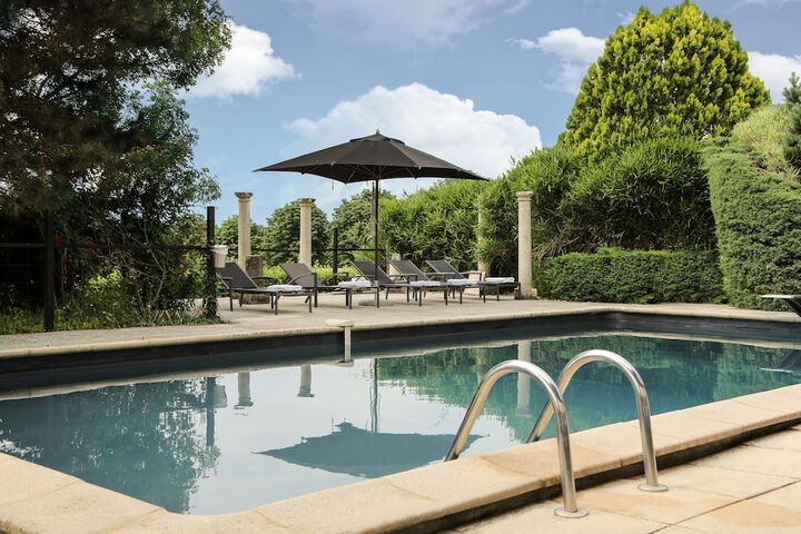 Pool 90 of 115