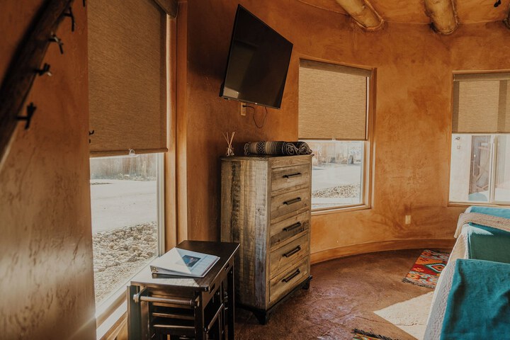 Room 21 of 53