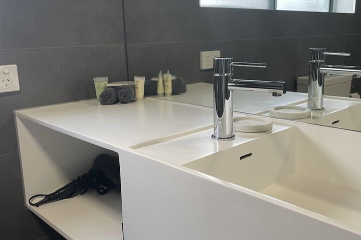 Room 57 of 83