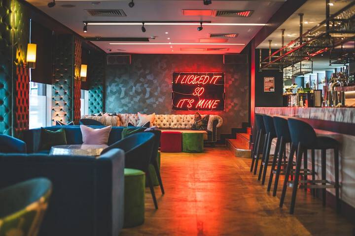 Lounge 59 of 69