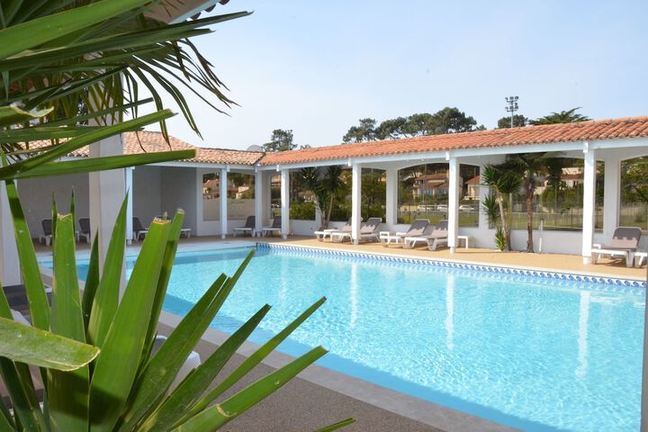 Pools & Facilities