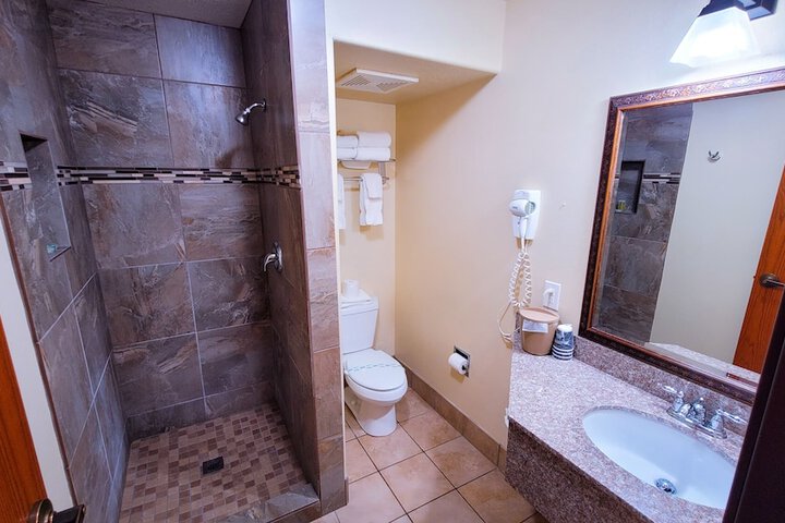 Room 13 of 21