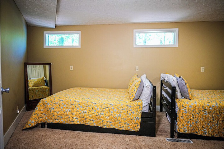 Room 55 of 232