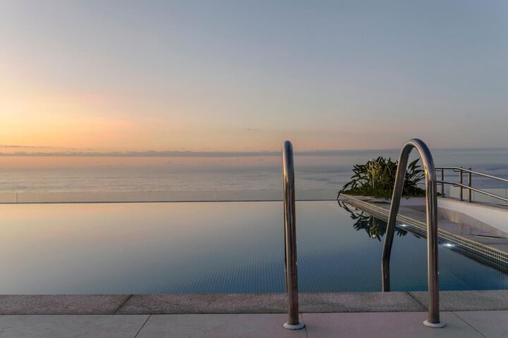 Pool 46 of 79