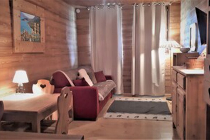 Room 10 of 41