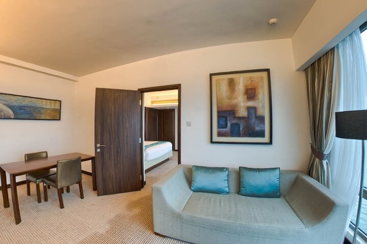 Room 21 of 68
