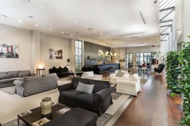 TOWN HOUSE 12