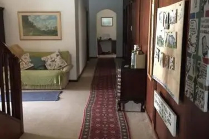 Room 12 of 22