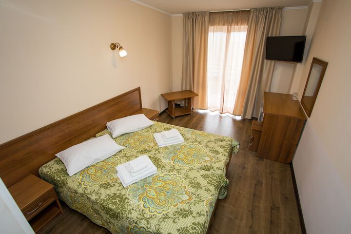 Room 3 of 51