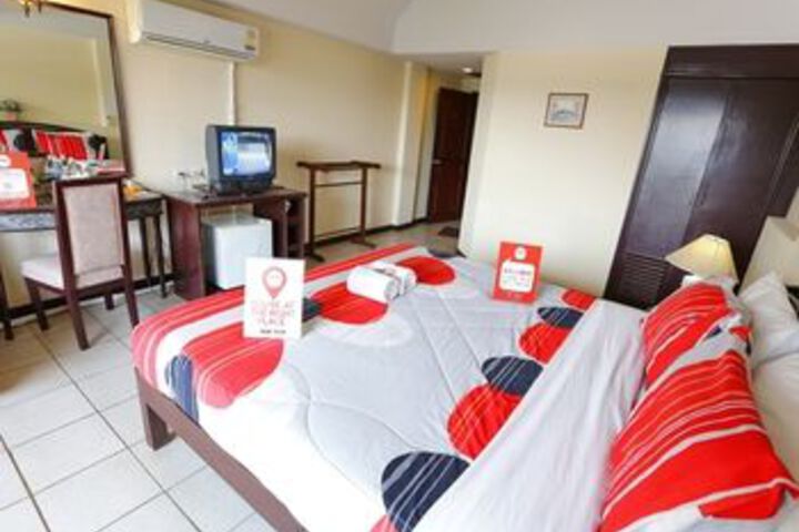 Room 11 of 22