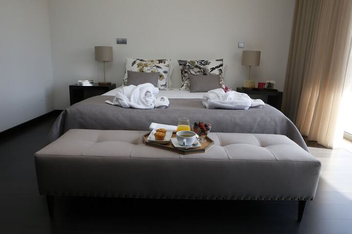 Room 8 of 60