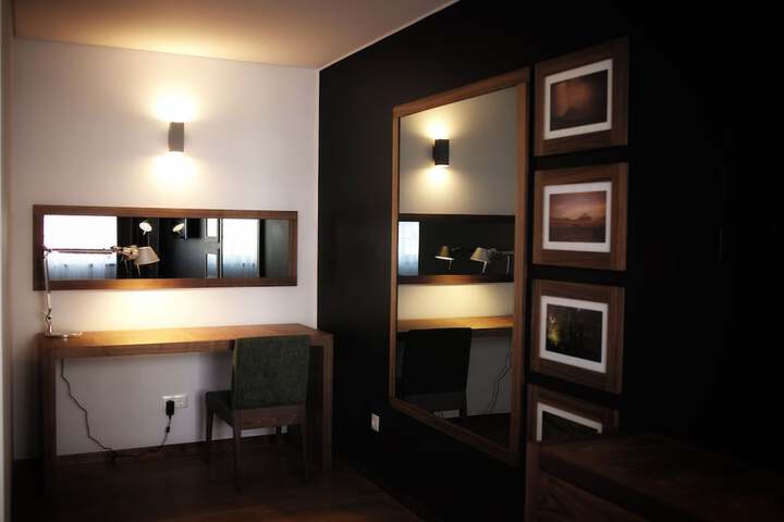 Room 10 of 50
