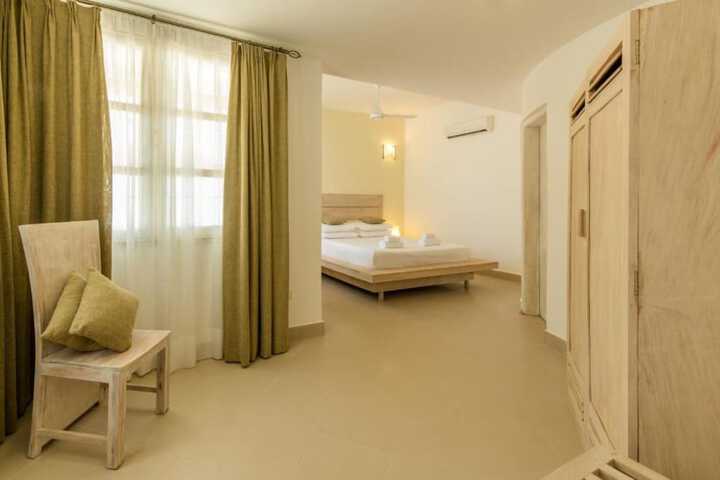 Room 5 of 24