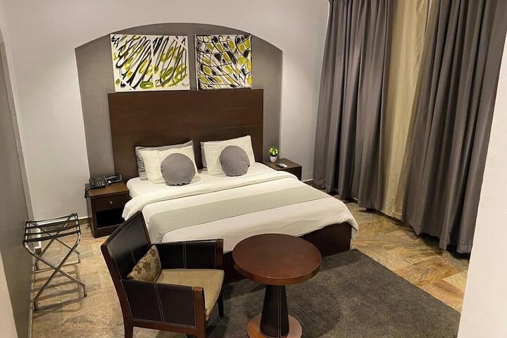 Room 9 of 57
