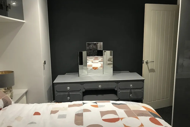 Room 3 of 11