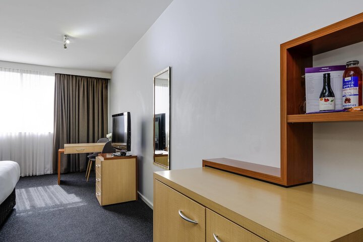 Room 32 of 125