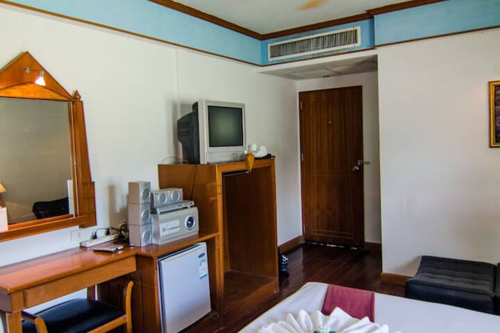 Room 31 of 49